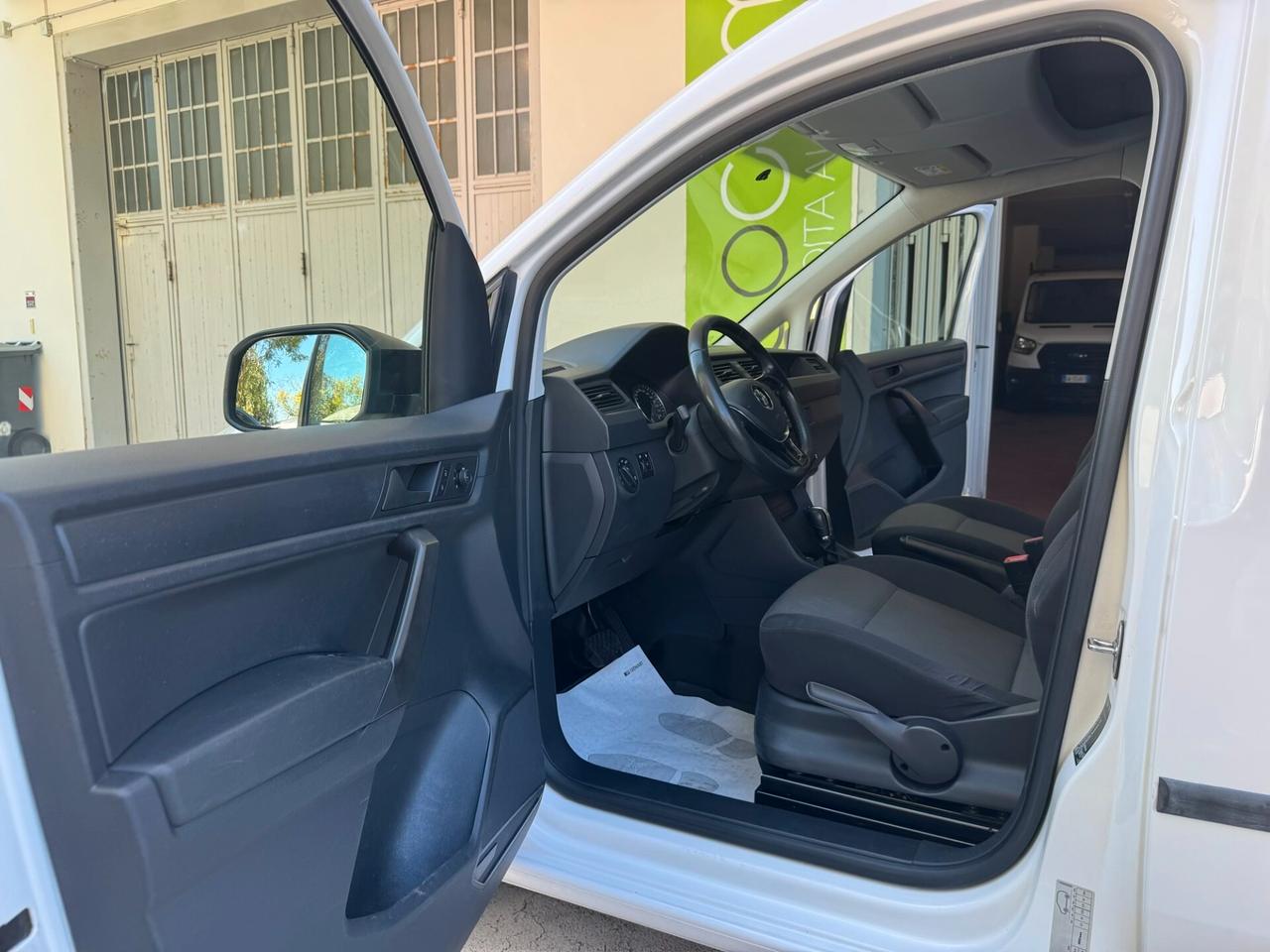 Volkswagen Caddy 2.0TDI DSG CARGO UNIPROPRITARIO