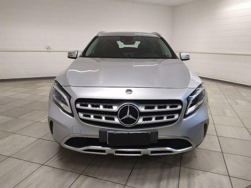 Mercedes-Benz GLA 200 d Premium 4matic auto