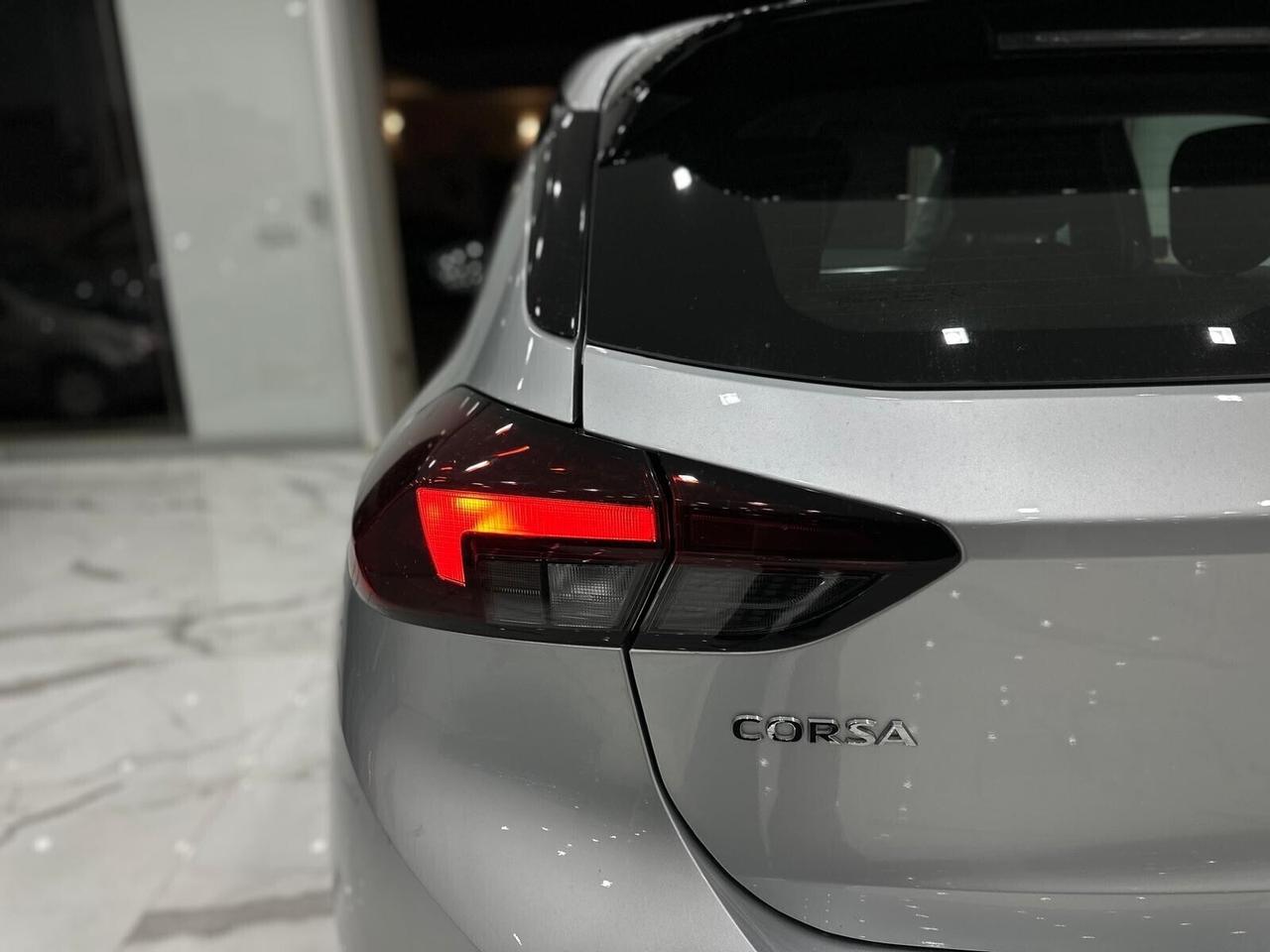 Opel Corsa 1.2 Elegance