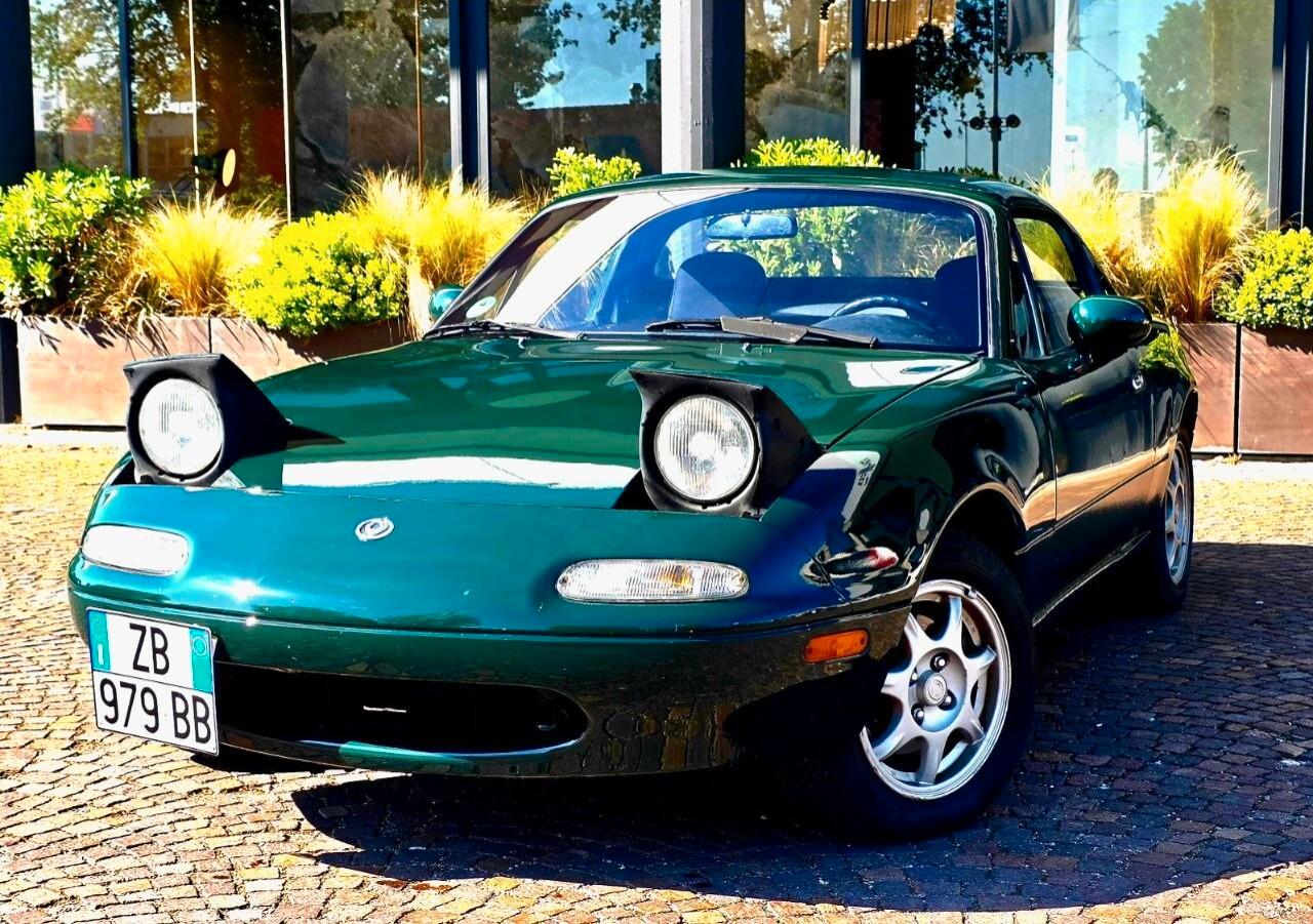 Mazda MX-5 1.8i 16V cat