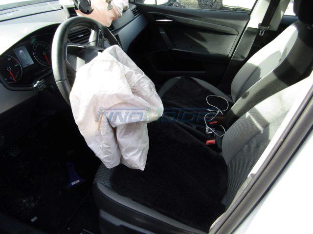 SEAT Ibiza 1.6 TDI 95 CV 5 porte