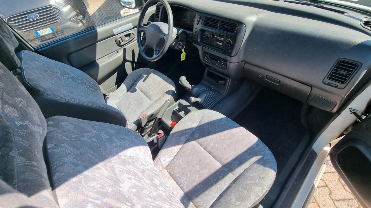 Mitsubishi L200 2.5TDI 4WD Cassone LUNGO