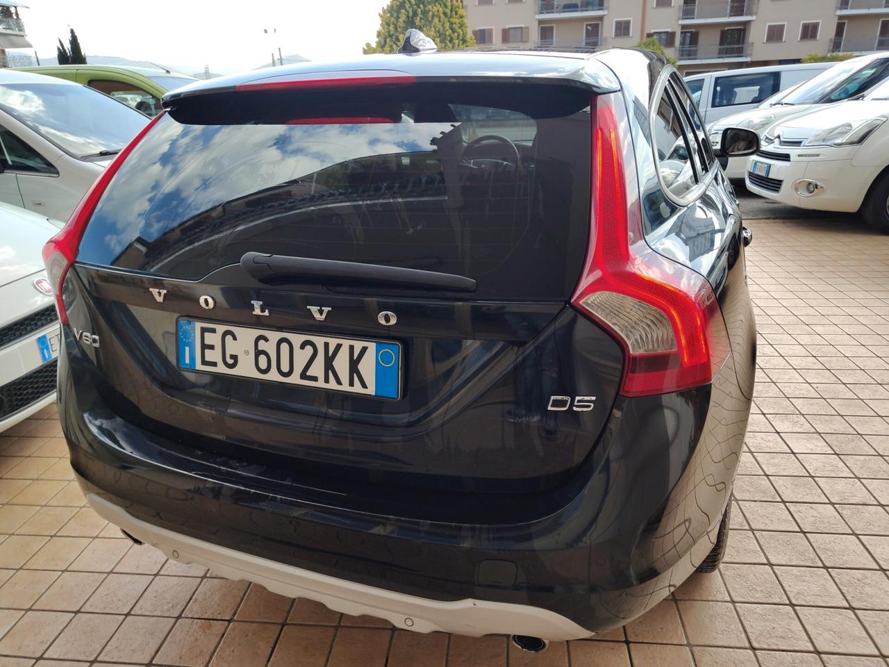 Volvo V60 D5 Geartronic Summum
