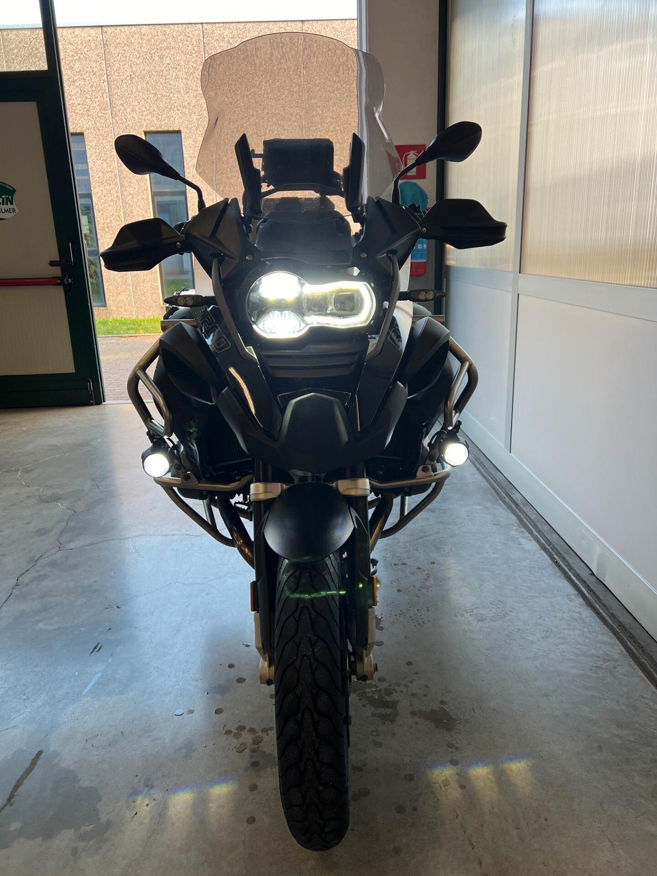 Bmw R 1200 GS Adventure Tris Valigie, Akrapovic, Cupolino Fumè, Raddle