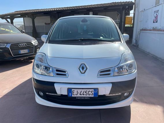 RENAULT Modus Grand Modus 1.2 Live