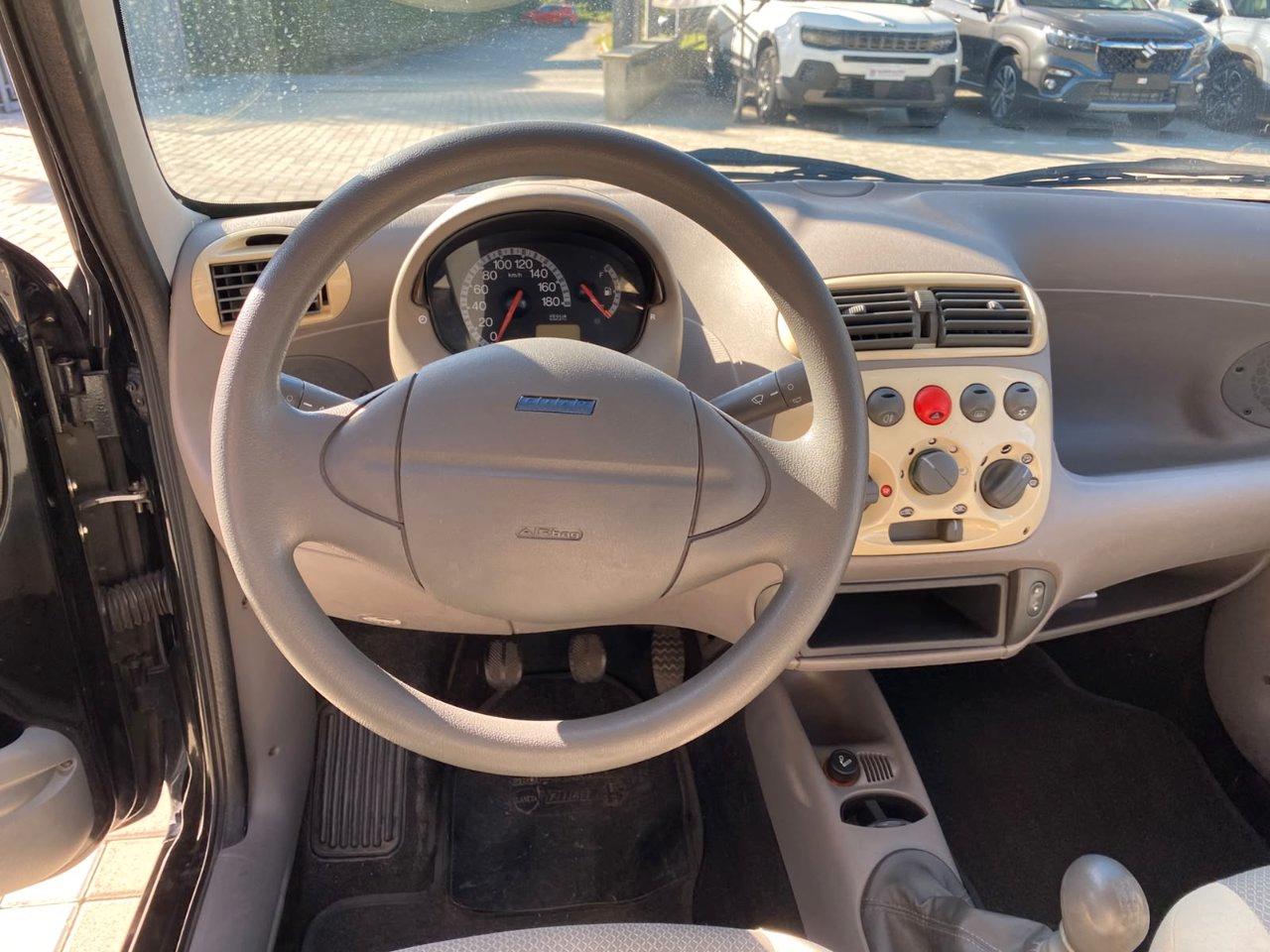 Fiat 600 1.1 Active (class)