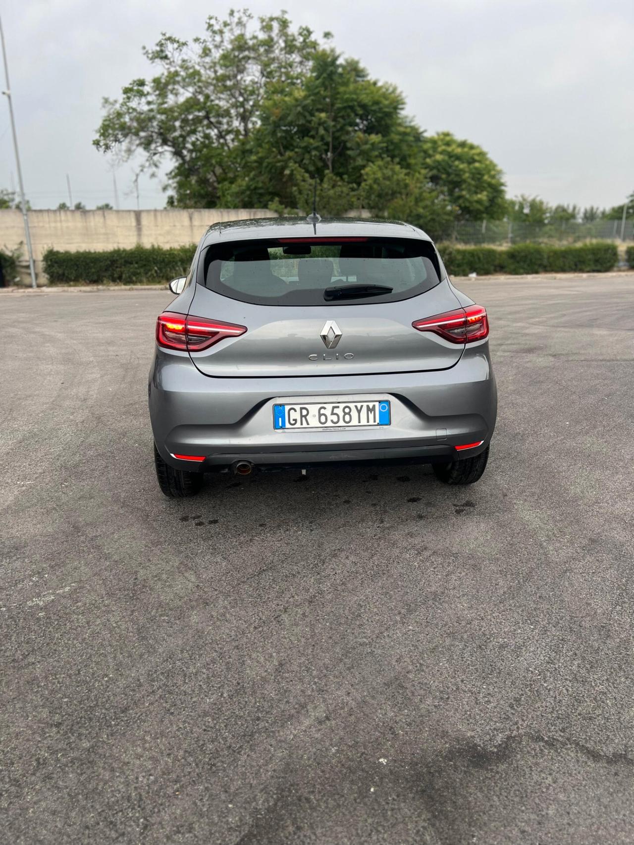 Renault Clio 65 CV 2024 NEOPATENTI IVA ESPOSTA
