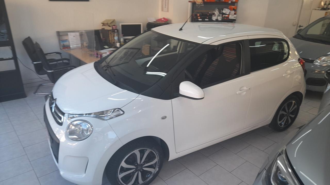 Citroen C1 VTi 72 S&S 5 porte Shine