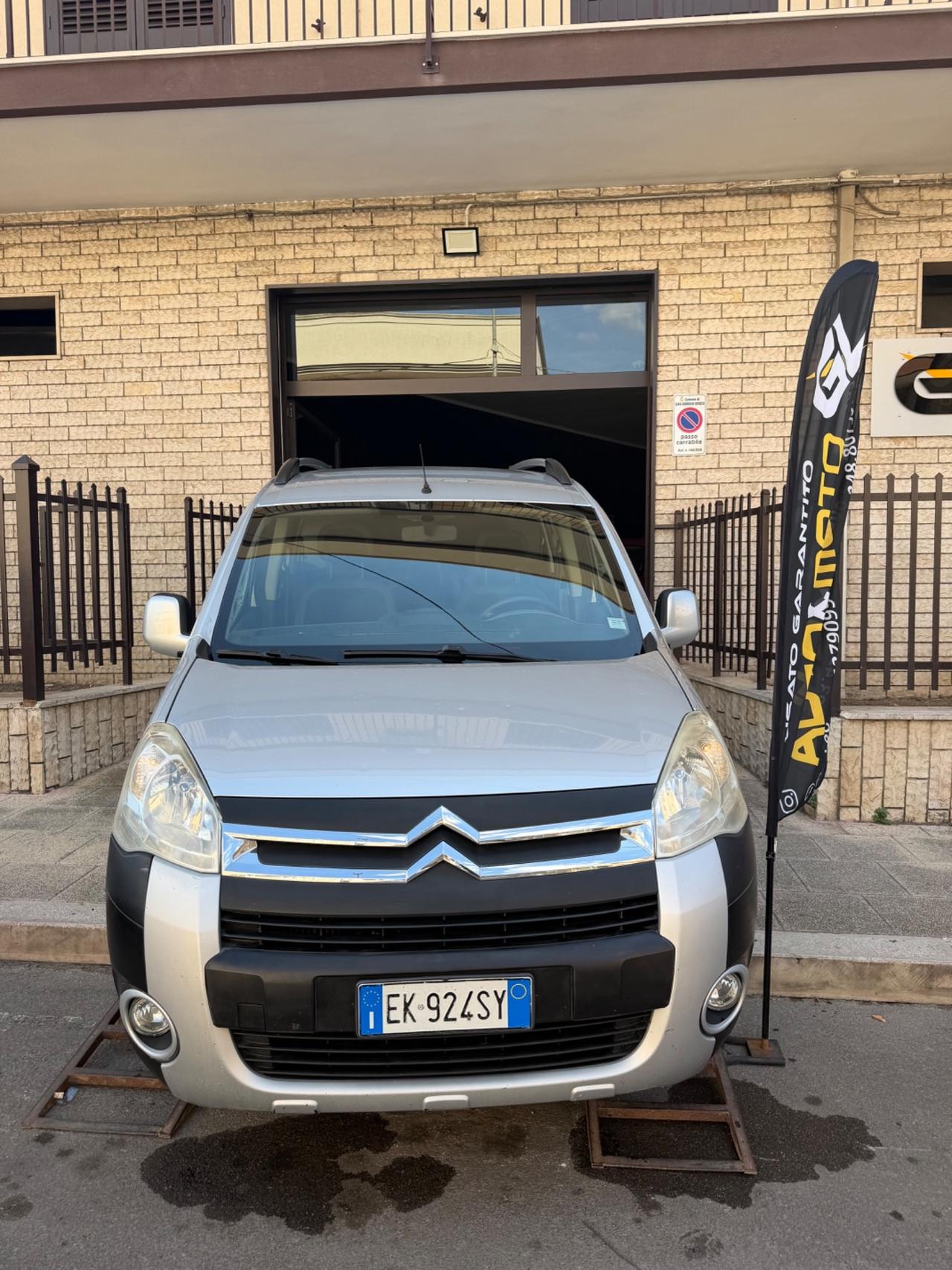 Citroen Berlingo 1.6 e-HDi 110FAP airdream CMP6 XTR Theatre