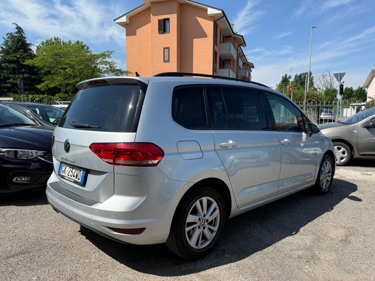 Volkswagen Touran 2.0 TDI 150 CV SCR DSG Executive BlueMotion Tech.