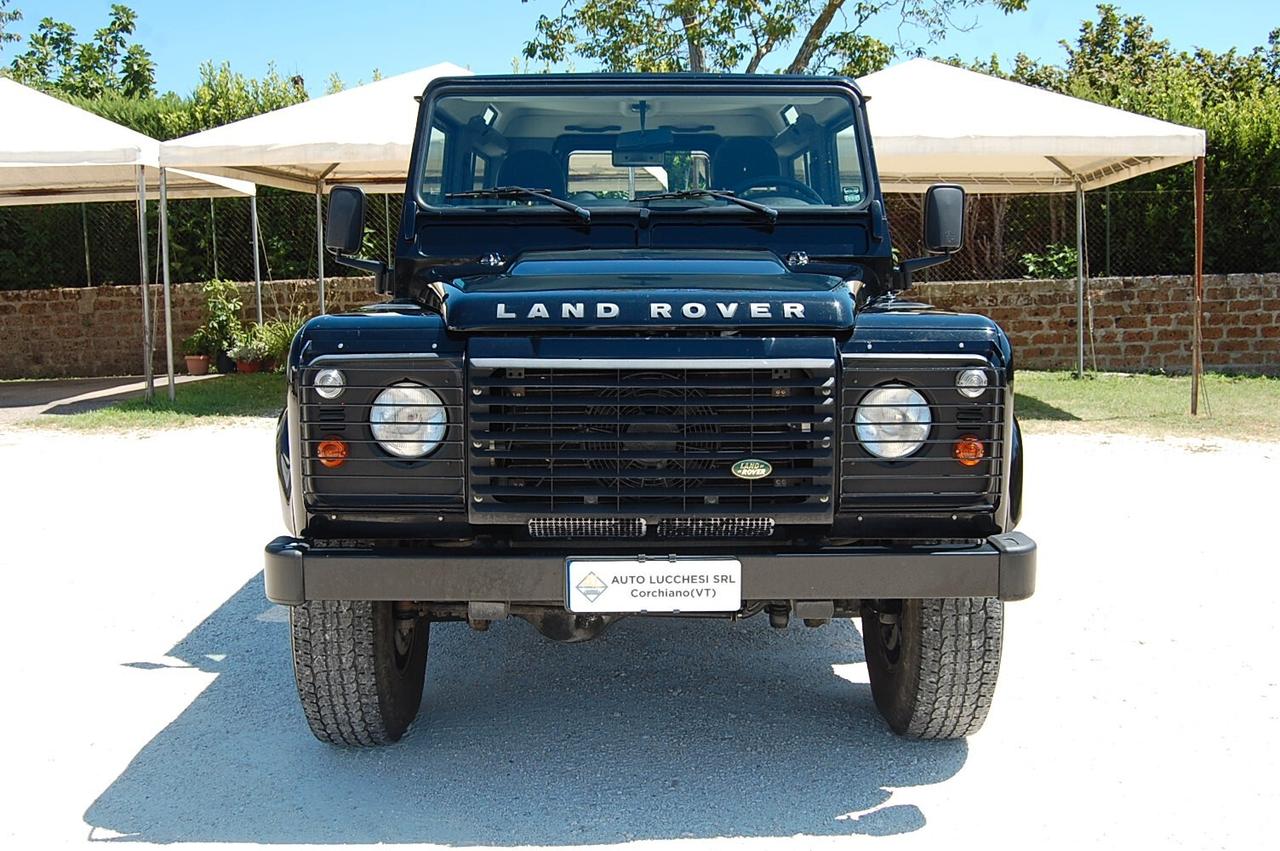 Land Rover Defender 90 2.4 TD4 Station Wagon SE
