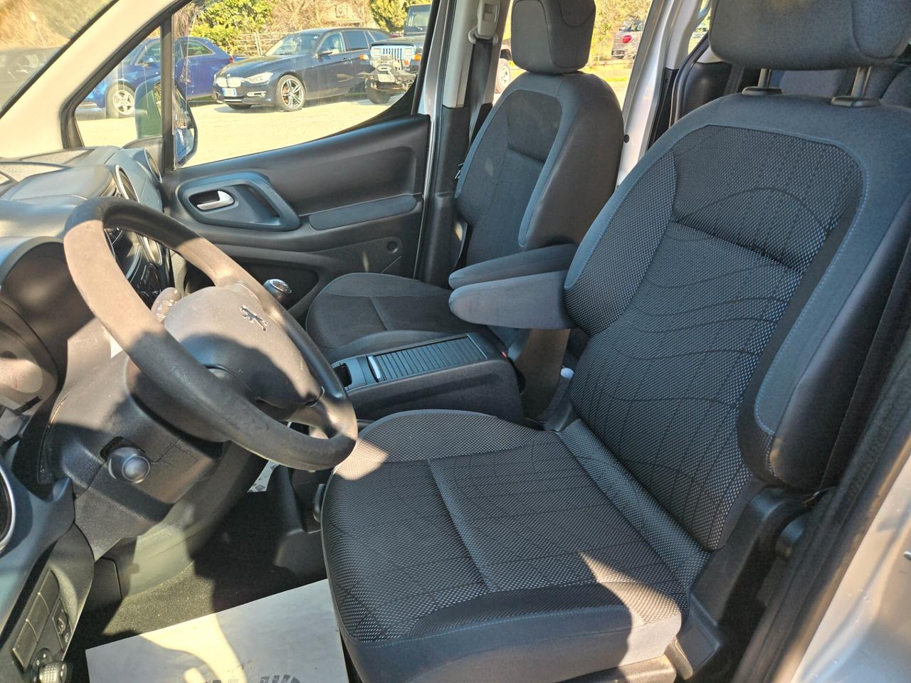 Peugeot Partner Tepee 1.6 HDi 92CV Outdoor