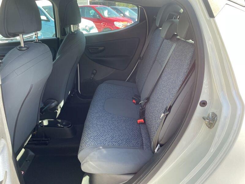 Lancia Ypsilon NUOVA My23 1.0 Firefly 70 CvStart&Stop Hybrid Gold