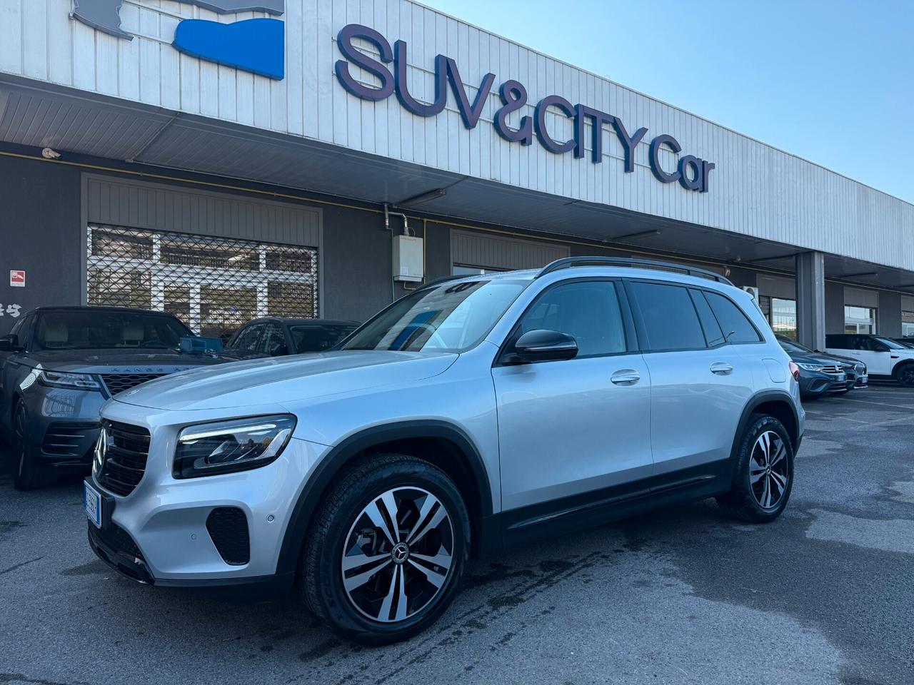 Mercedes-Benz GLB 200 Advanced Plus / SERVICE IN MERCEDES