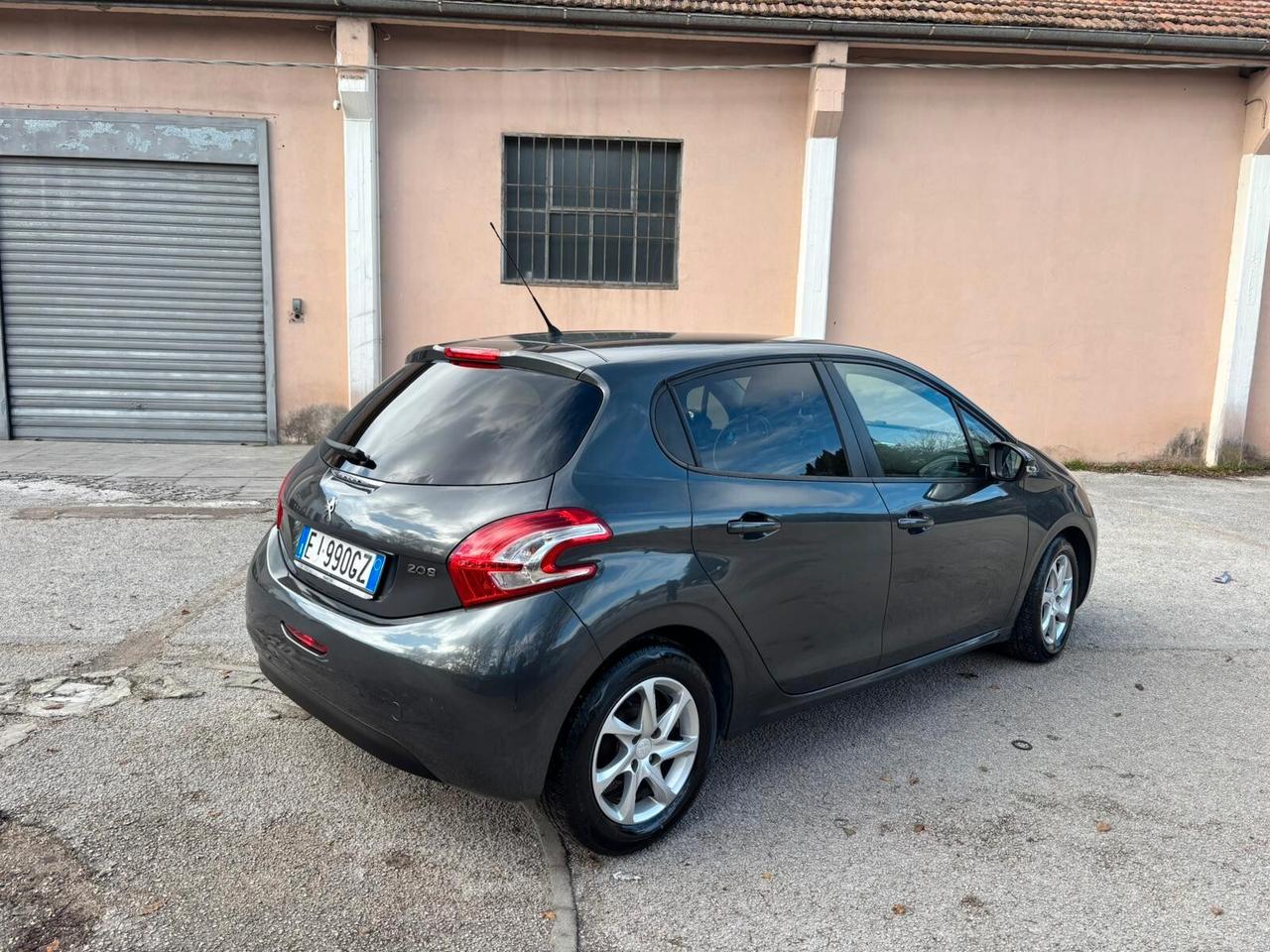 Peugeot 208 1.4 HDi 68 CV 5 porte Active