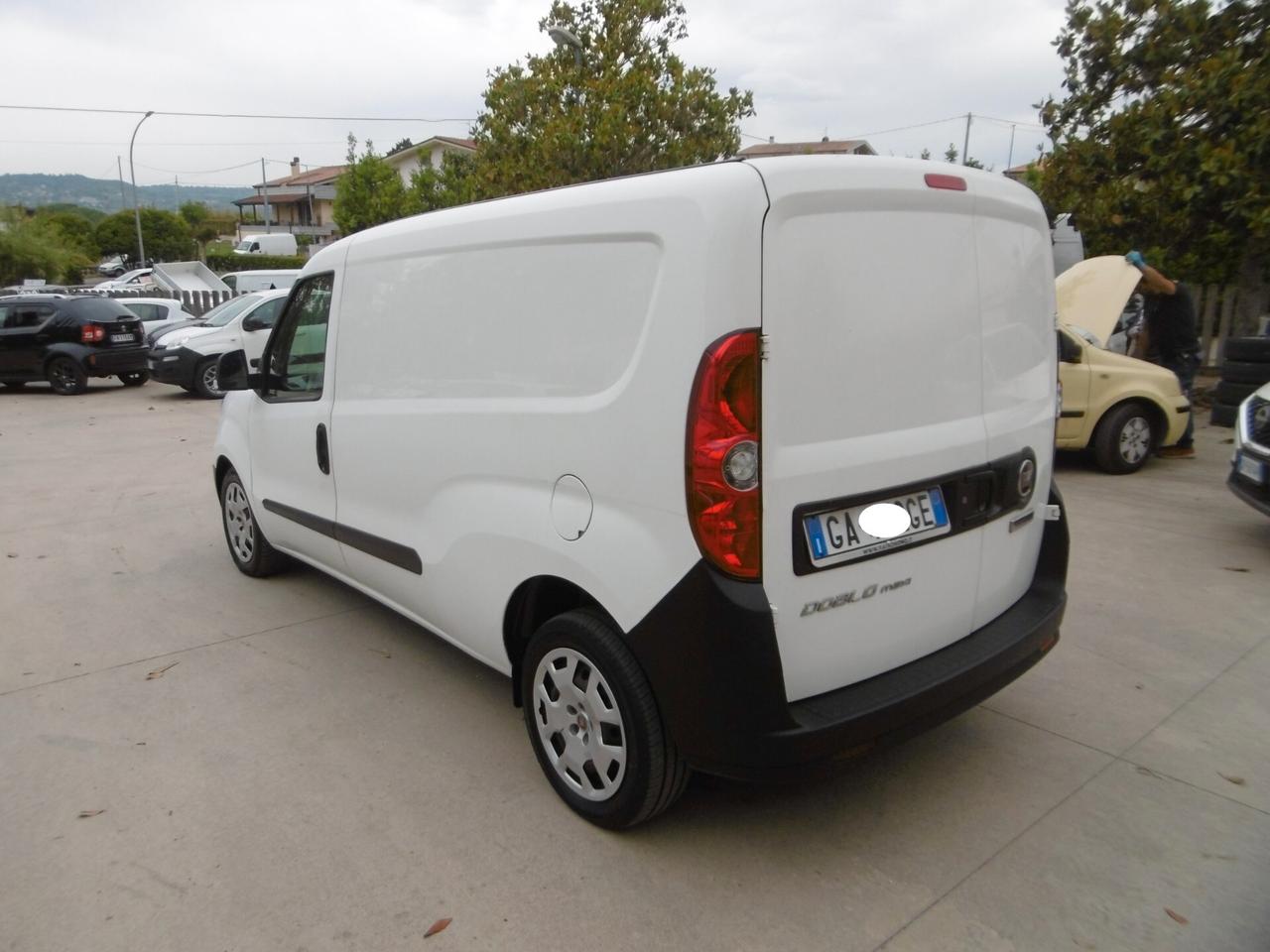 Fiat DOBLO' MAXI 1.6 Mjet Lounge - ISOTERMICO