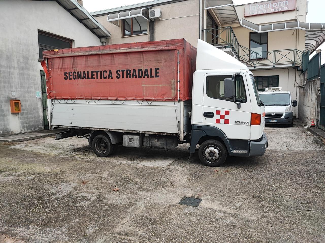 Nissan Atleon TK 35 IVA COMPRESA