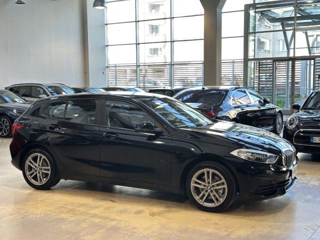 BMW 116 d 5p. Business Advantage Auto - 17"M - Carplay-IVA