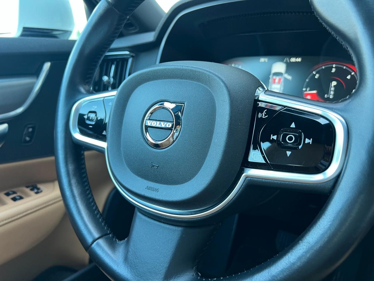 Volvo V90 D4 AWD Geartronic Momentum/TAGLIANDI UFFICIALI