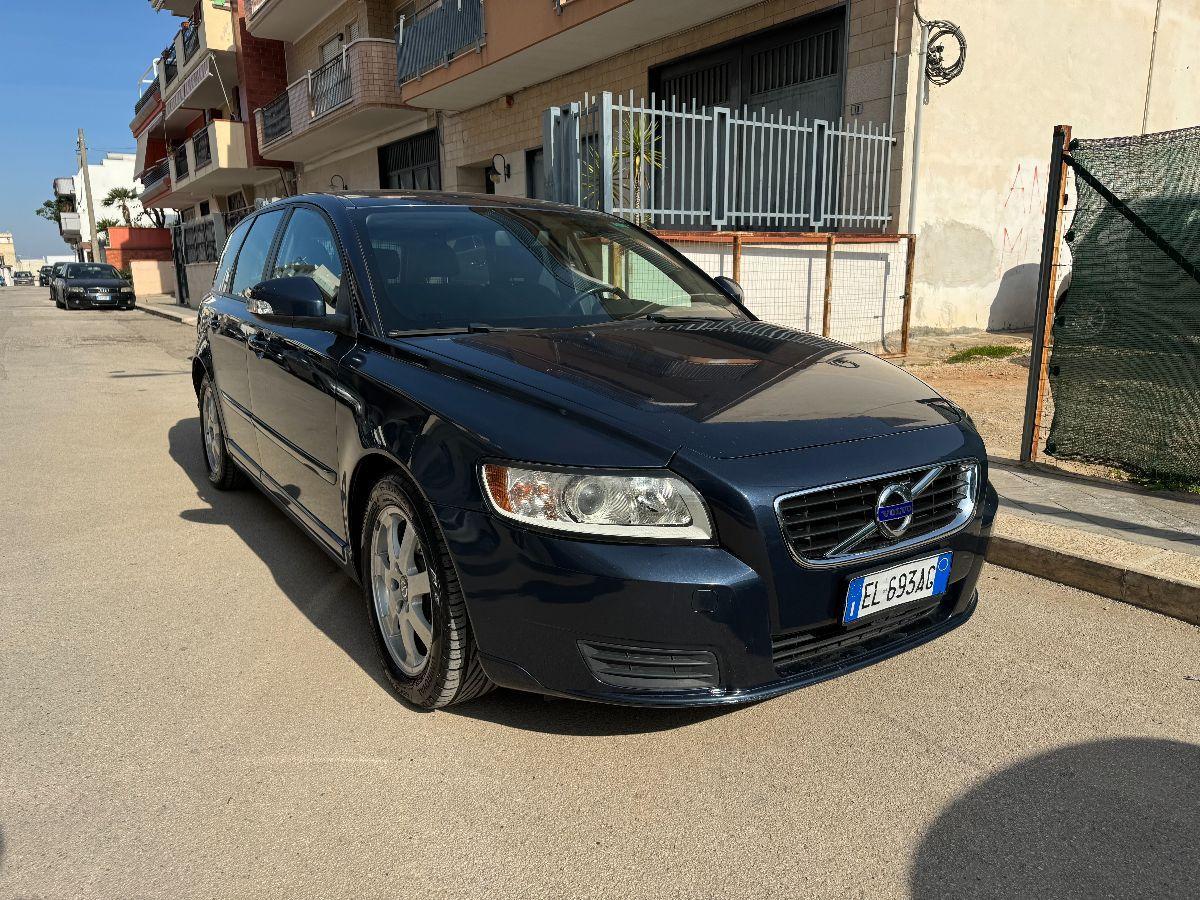 VOLVO V50 D2 POLAR PLUS