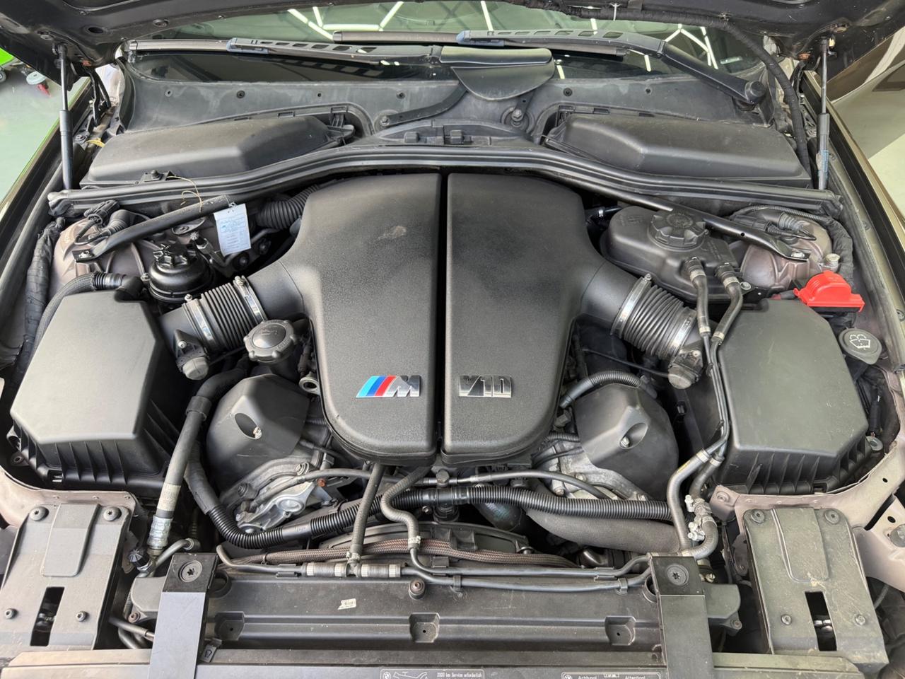 Bmw M6 coupe V10 5.0