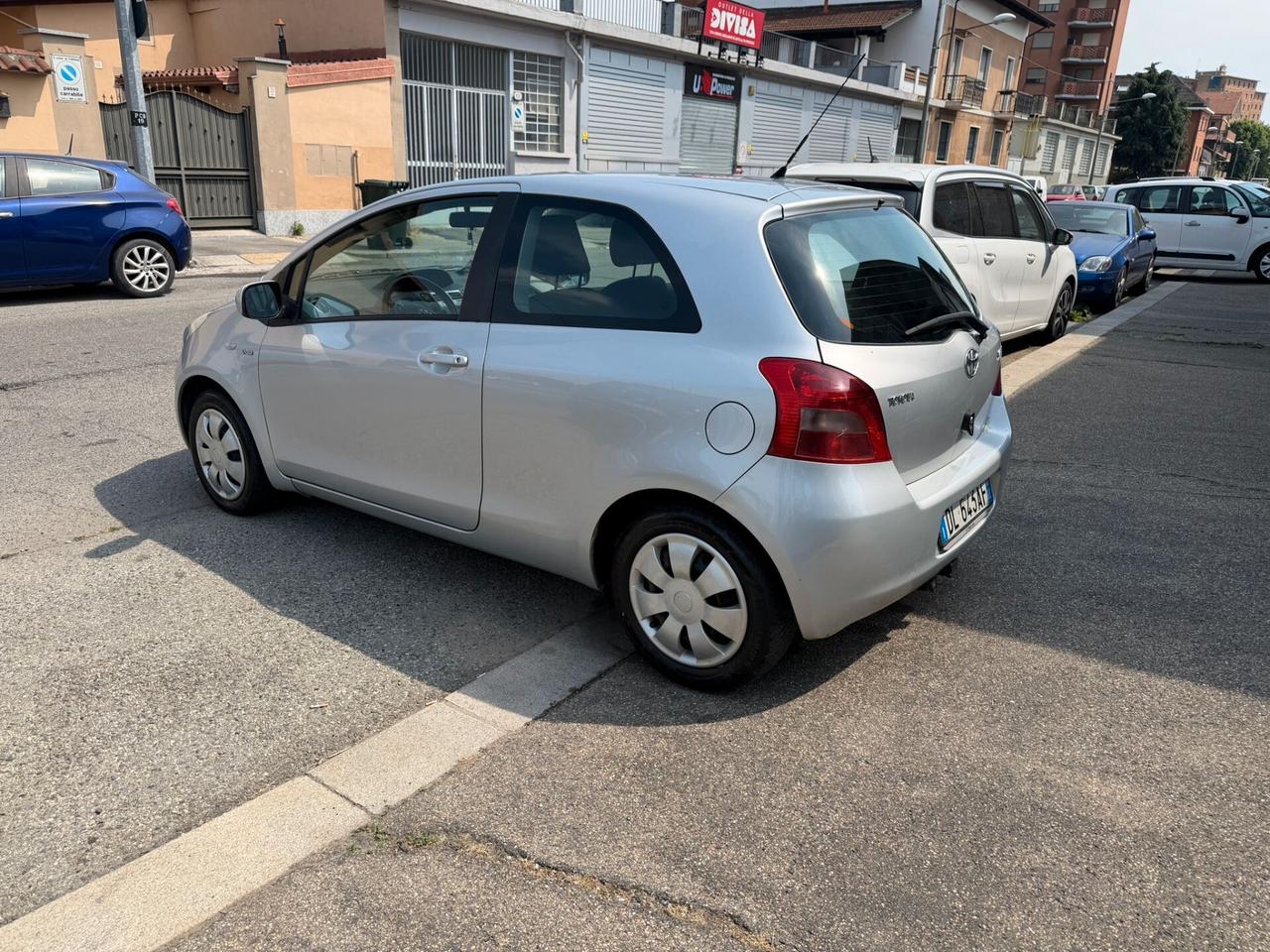 Toyota Yaris 1.4 D-4D 3 porte M-MT Navi
