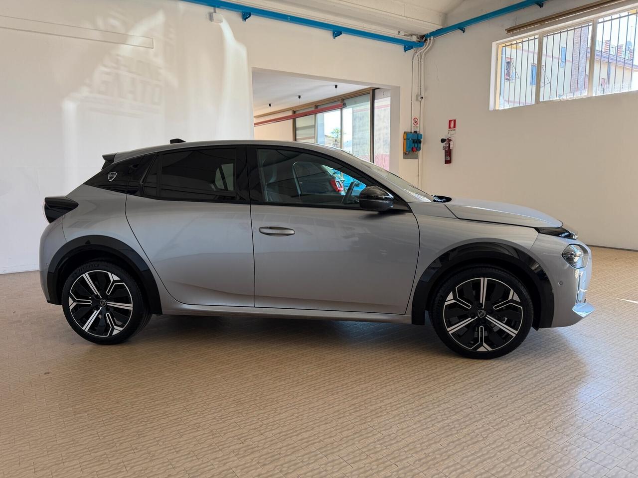 Lancia Ypsilon Hybrid Automatic LX 2025 Prezzo Vero