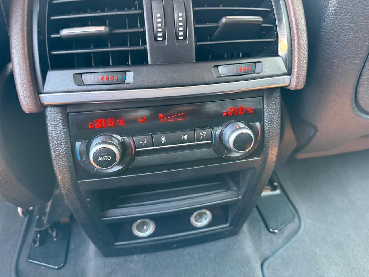 BMW X5 xdrive35i Experience SERVICE IN BMW