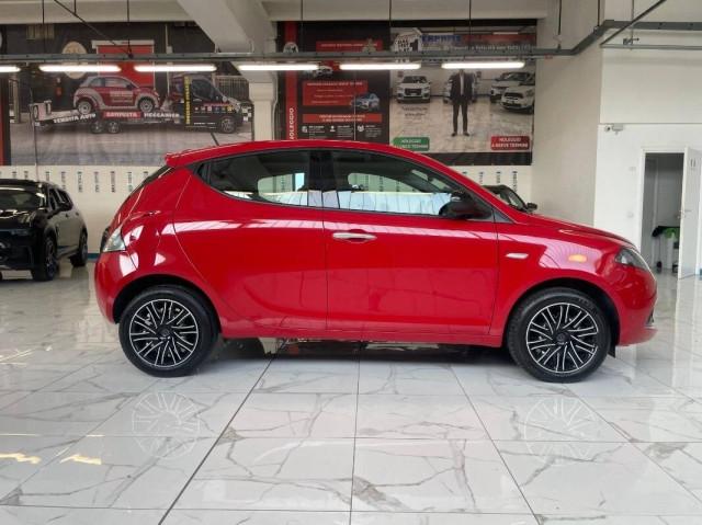 Lancia Ypsilon III 1.0 firefly hybrid Gold s&s 70cv 5p.ti