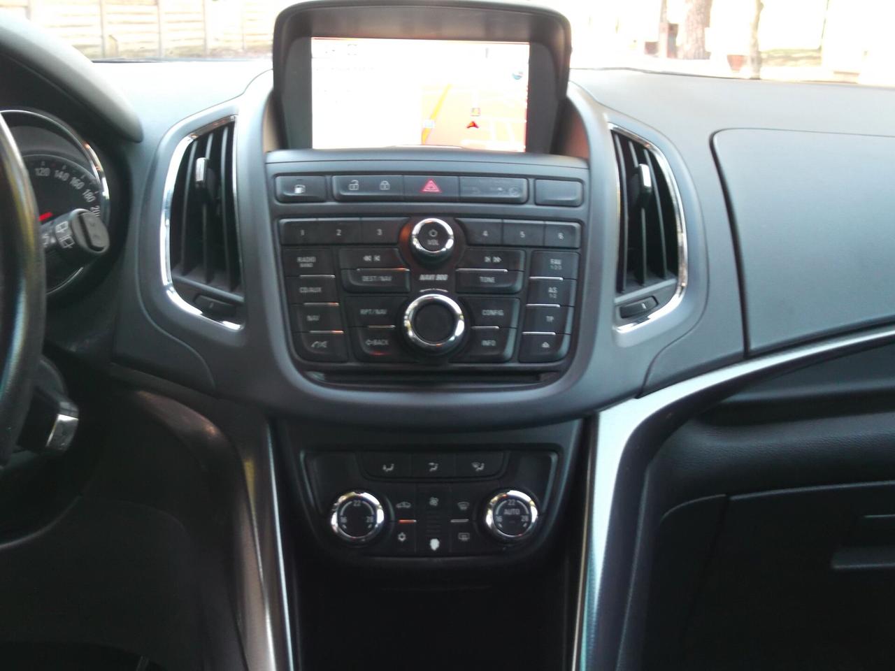 Opel Zafira 1.6 Turbo Metano 7P. Full 2013
