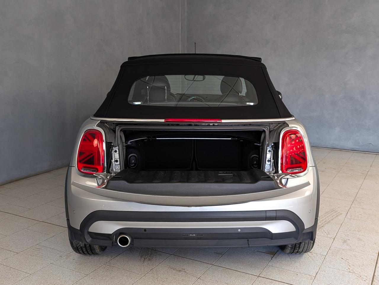 Mini Cooper Cabrio 1.5 Cooper Premium Plus