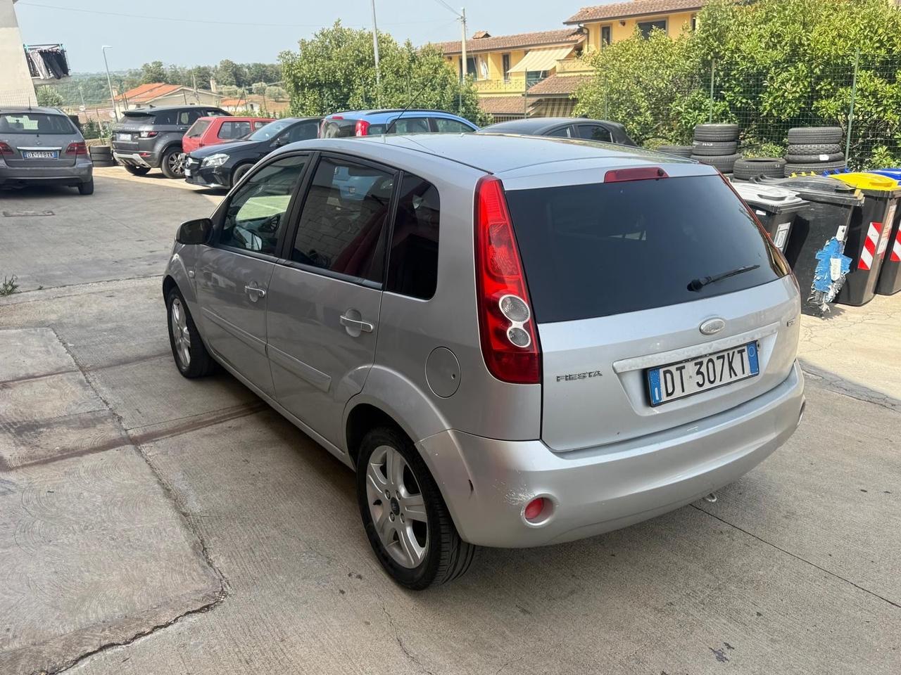 Ford Fiesta 1.4 TDCi 5p. Ghia