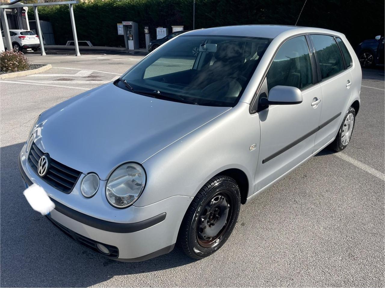 VOLKSWAGEN POLO 1.2 BENZINA NEOPATENTATI 185.000 KM 2003.
