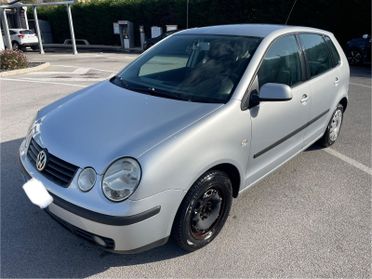 VOLKSWAGEN POLO 1.2 BENZINA NEOPATENTATI 185.000 KM 2003.