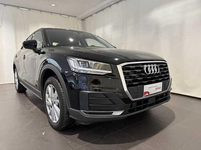 Audi Q2 30 TDI Business