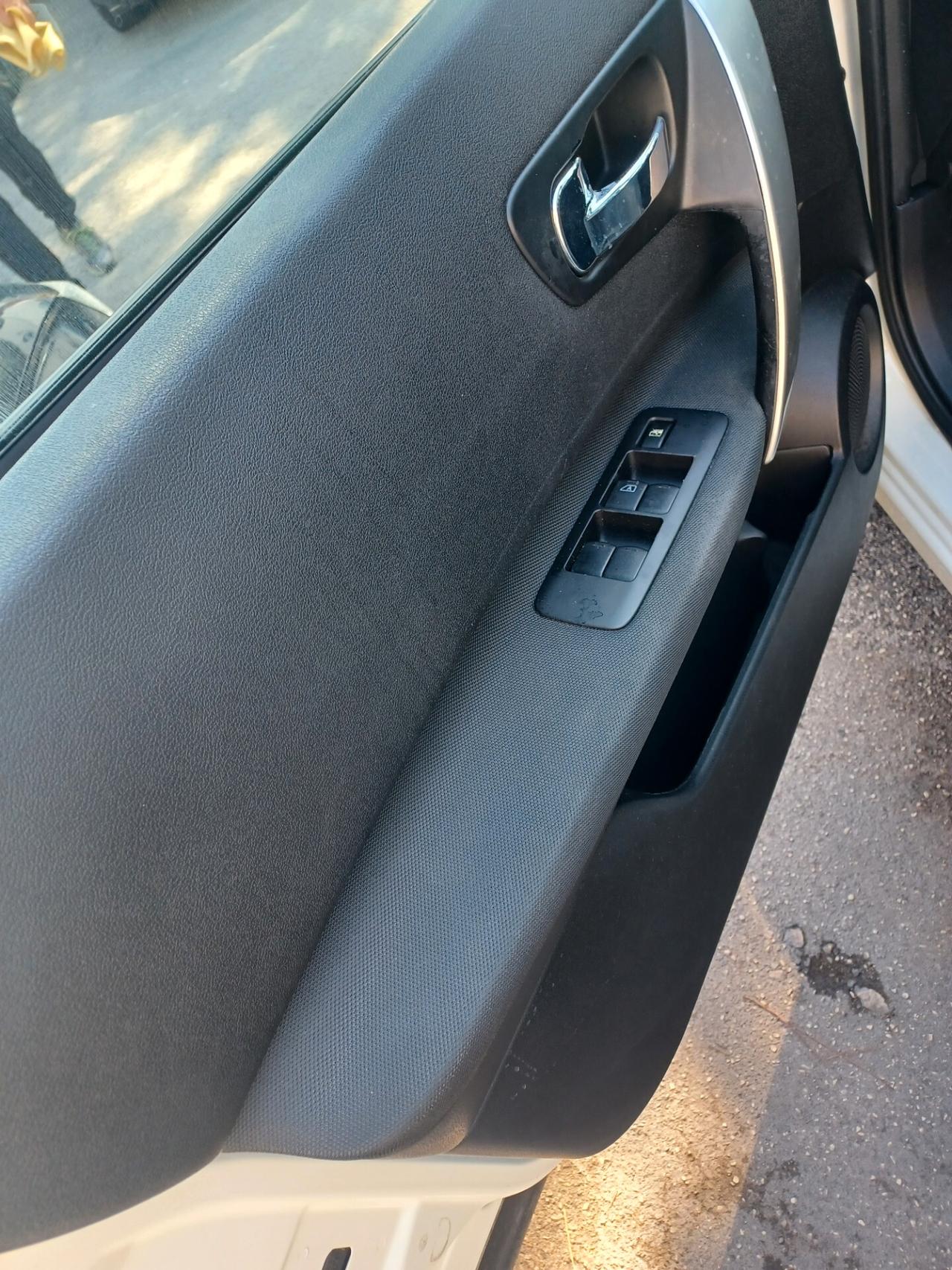 Nissan Qashqai 1.5 dCi n-tec UNICO PROPRIETARIO