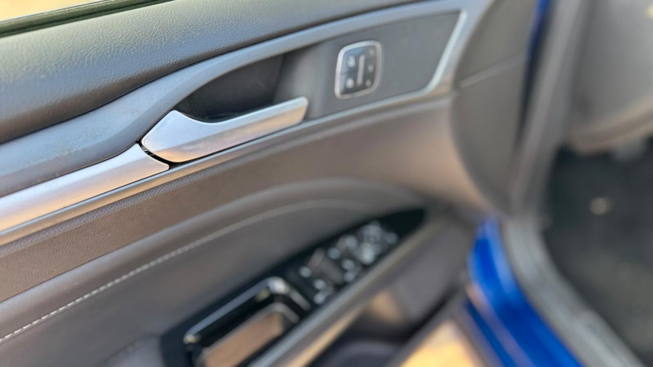 Ford Mondeo 2.0 TDCi 150 CV S&S Powershift 5 porte Vignale