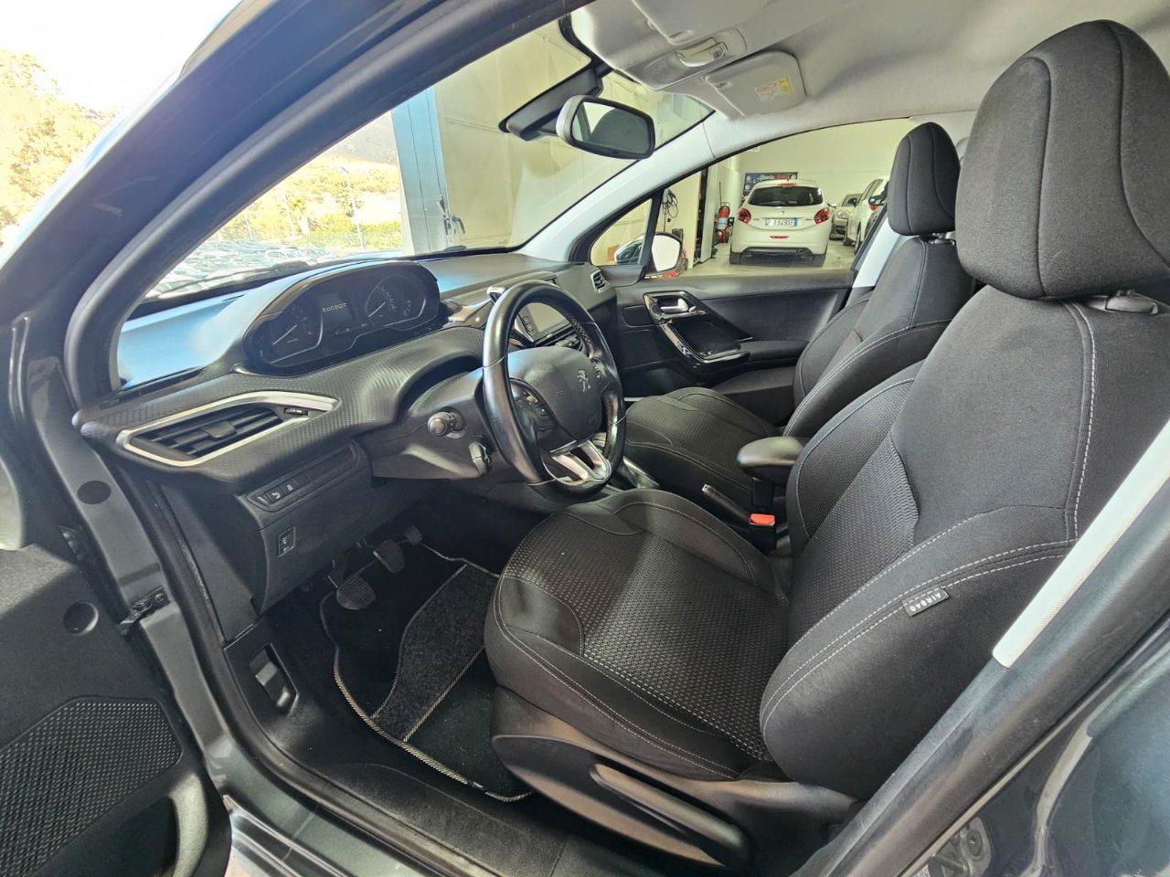 Peugeot 208 5 Porte 208 5p 1.6 bluehdi Active 75cv