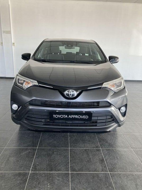 Toyota RAV4 Rav4 2.0 d-4d Lounge 2wd mt my17