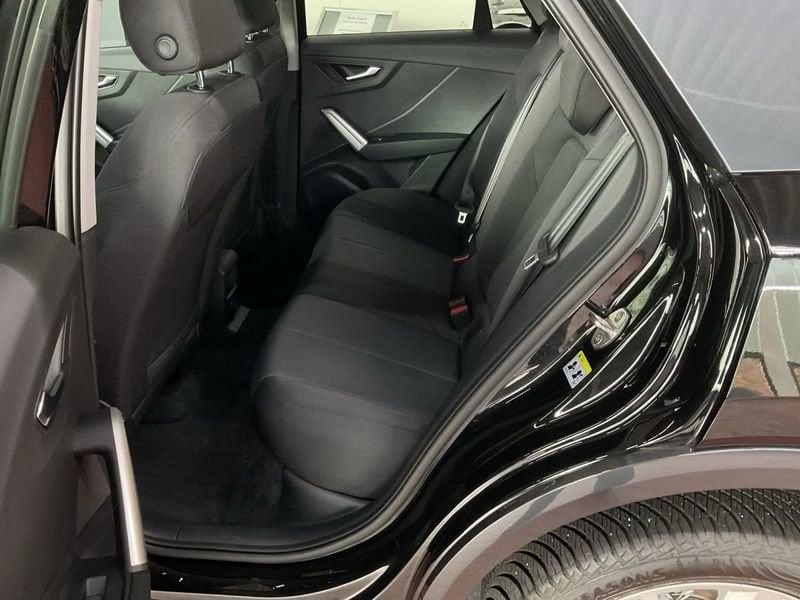 Audi Q2 1.5 35 TFSI BUSINESS ADVANCED S TRONIC LED PDC