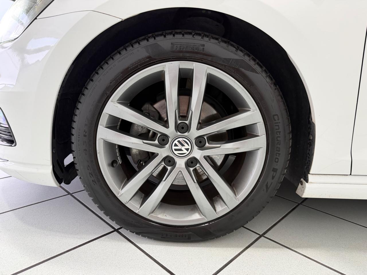 Volkswagen Golf 1.6 TDI 110 CV 5p. Sport Edition BlueMotion Technology