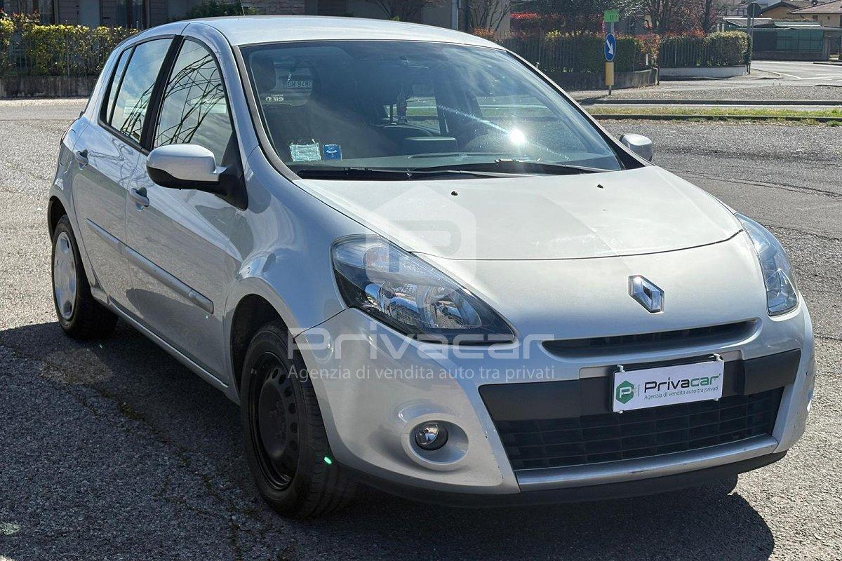 RENAULT Clio 1.2 16V 3 porte Dynamique