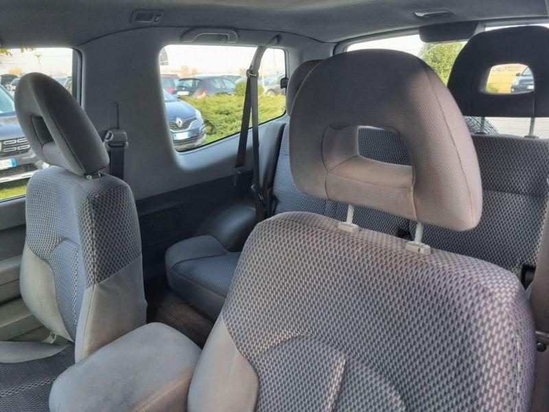 Mitsubishi Pajero Pajero 3.2 16V DI-D 3p. GLS