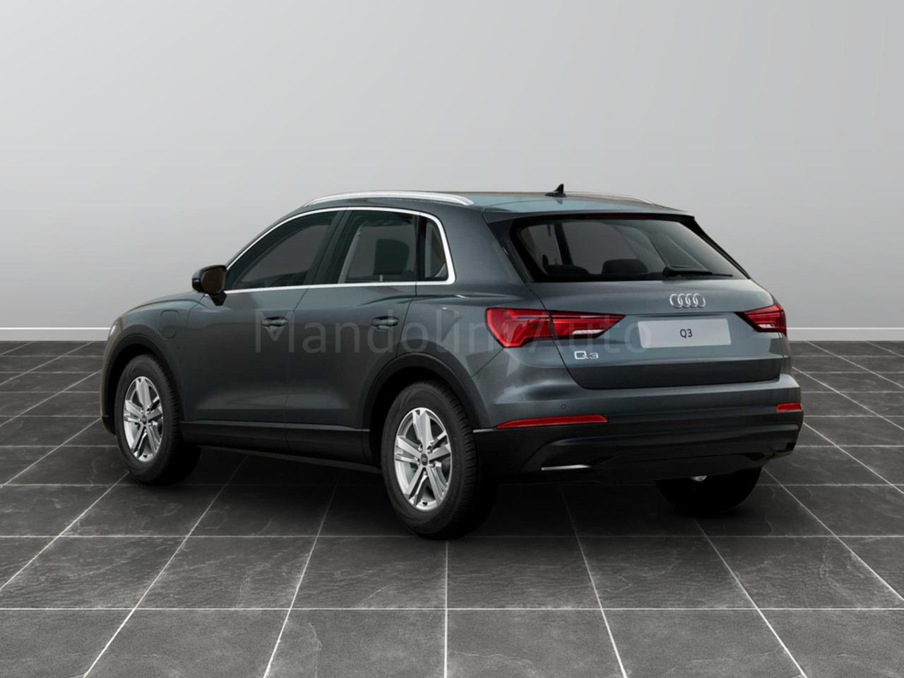 Audi Q3 45 1.4 tfsi e business s tronic