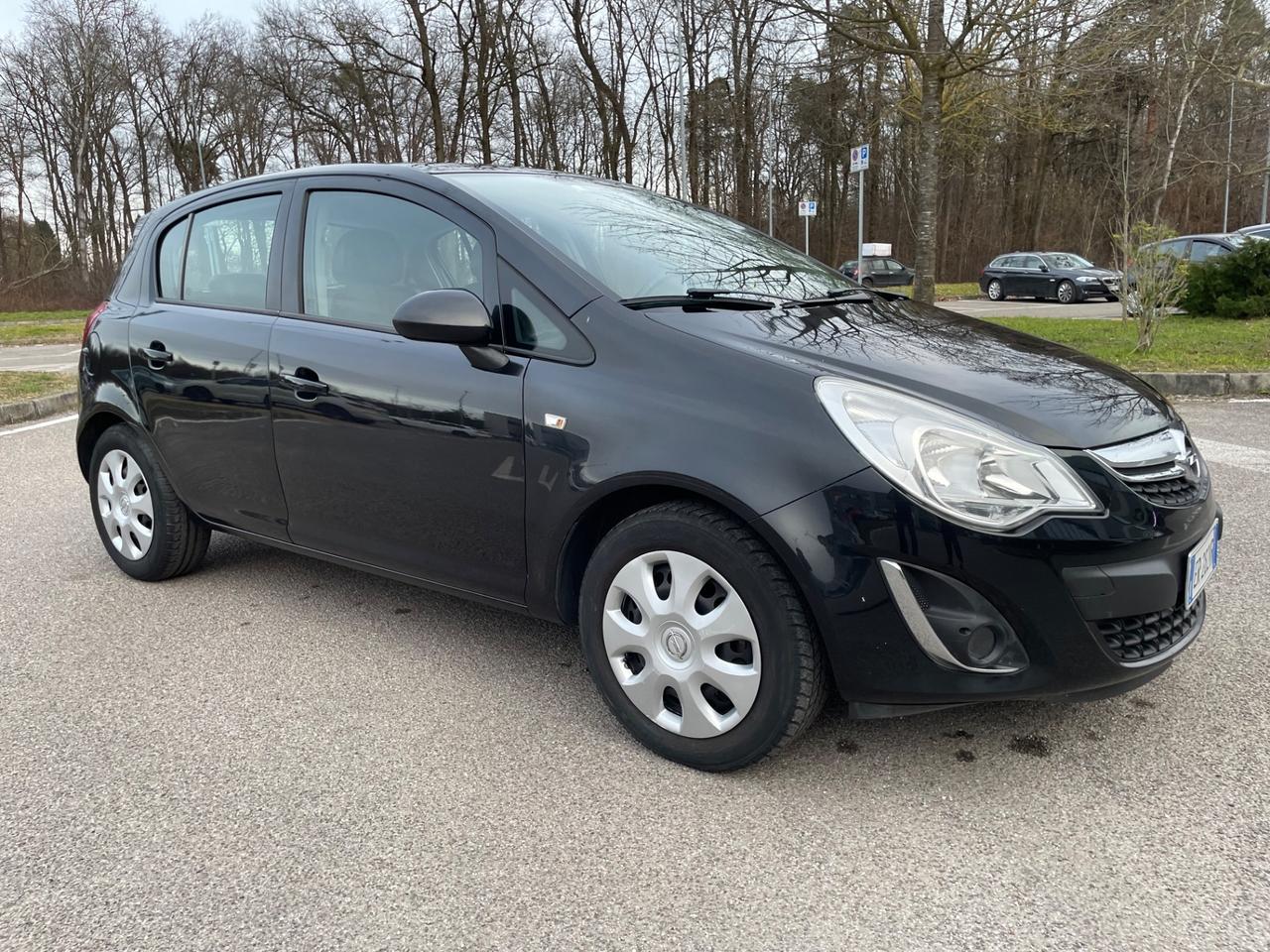 Opel Corsa 1.2 5 porte Sport* Neo patentati *