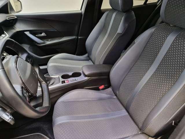 Peugeot 2008 PureTech 130 S&S Allure Pack