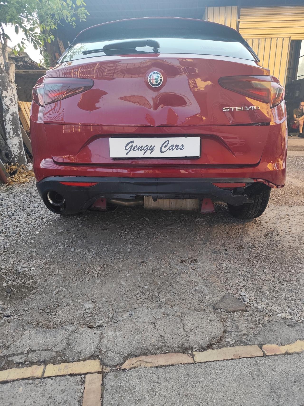 Alfa Romeo Stelvio 2.2 Turbodiesel 160 CV AT8 RWD Business