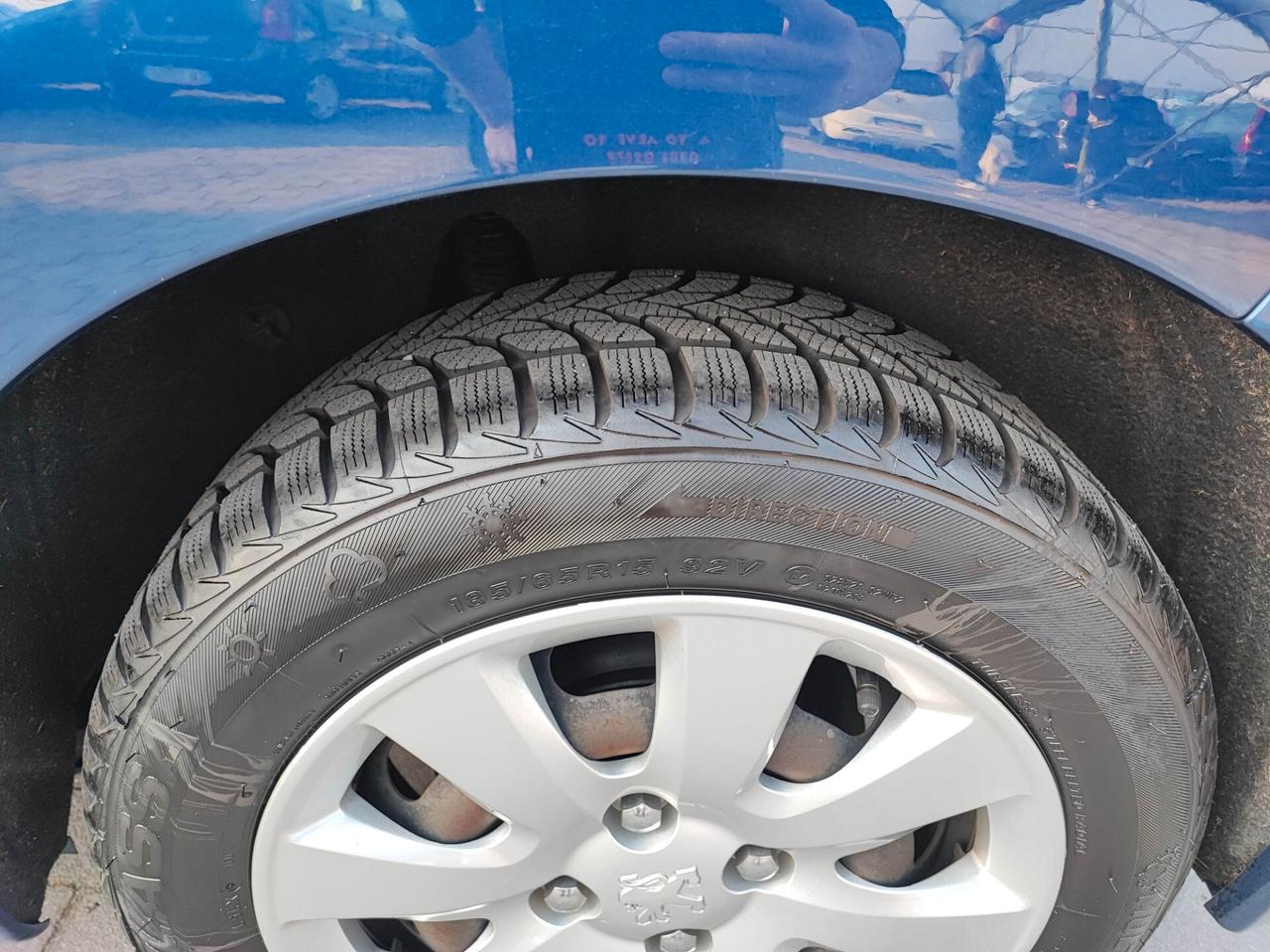 Peugeot 207 1.4 88CV 5p uni-pro