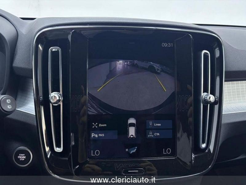 Volvo XC40 T3 Geartronic Momentum Pro