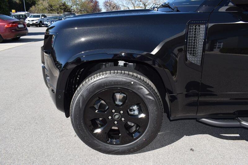 Land Rover Defender Defender 110 3.0d i6 mhev X-Dynamic SE awd 200cv auto IVA ESPOSTA